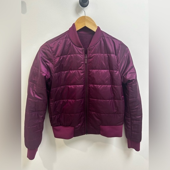 Lululemon Non-Stop Bomber *Reversible *Marvel - size 4 - Picture 6 of 8